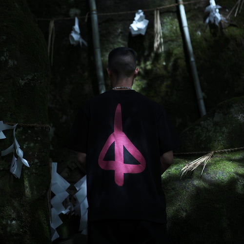 極楽 T-Shirts Black